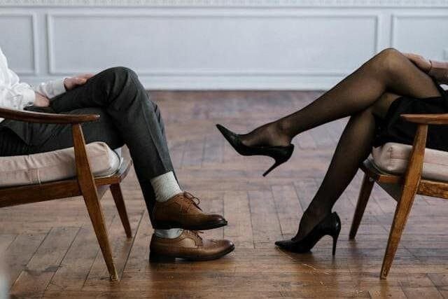 Quais são as diferenças entre psicanalista e psicólogo?